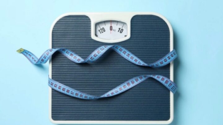 Manter o peso ideal diminui as chances de desenvolver a forma grave da Covid-19