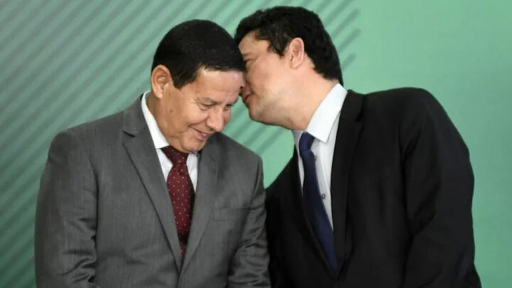 Sérgio Moro e General Mourão juntos pelo Palácio do Planalto em 2022