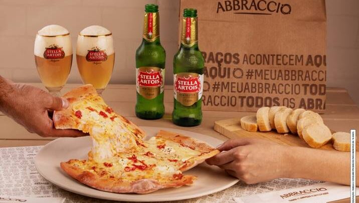 Em parceria especial, Abbraccio lança menu inteiro de pizzas com massa feita de Stella Artois
