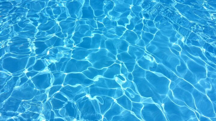 Tratamento da água com ozônio melhora qualidade e atrai mais alunos para piscinas em academia