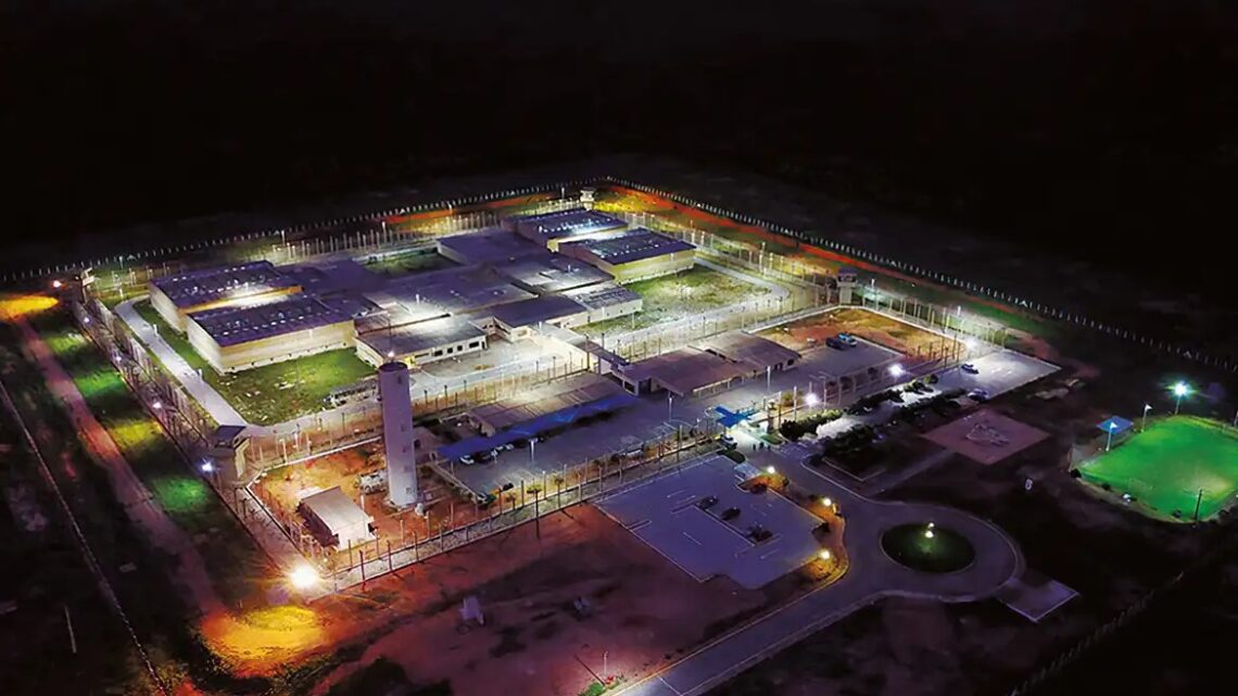 Fuga de dois presos da penitenciária federal de Mossoró (RN) revela fragilidade das unidades prisionais, diz especialista