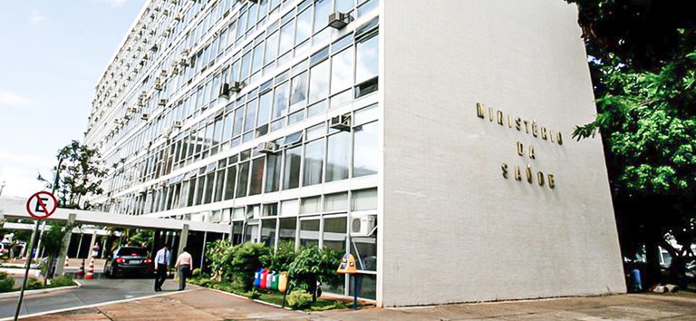 Dengue: Ministério da Saúde pode rever municípios que vão receber vacina