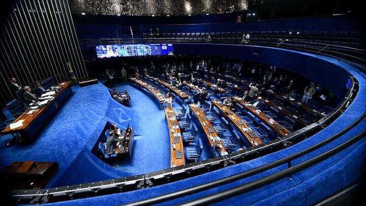 Vai ao Senado para análise projeto que amplia uso de biocombustíveis