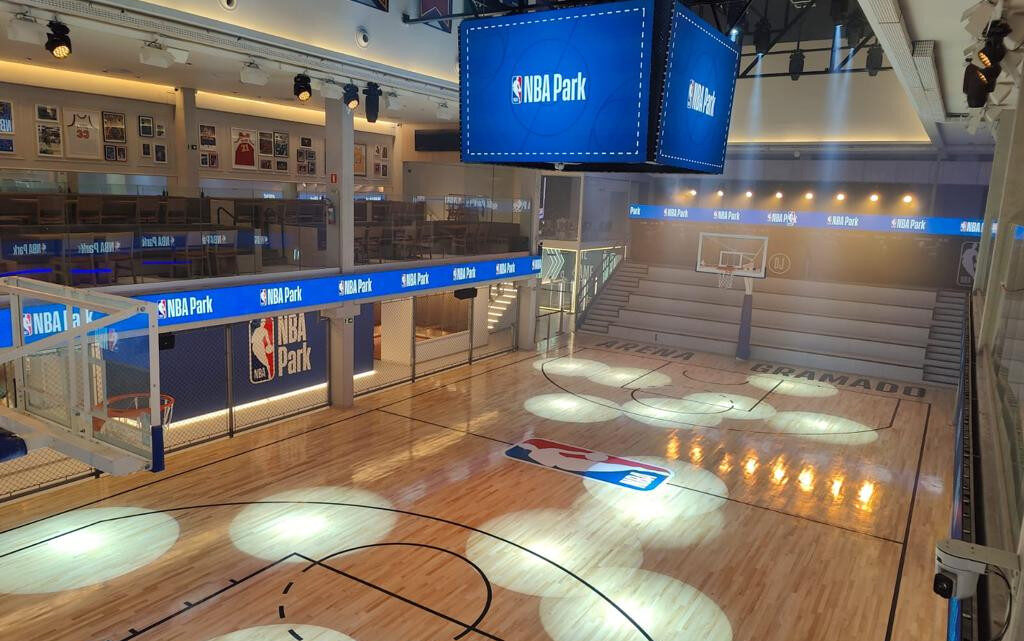 Oscar Schmidt conversa com empreendedores no NBA Park