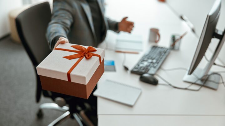 Brindes: marketing promocional é opção para empresas do país