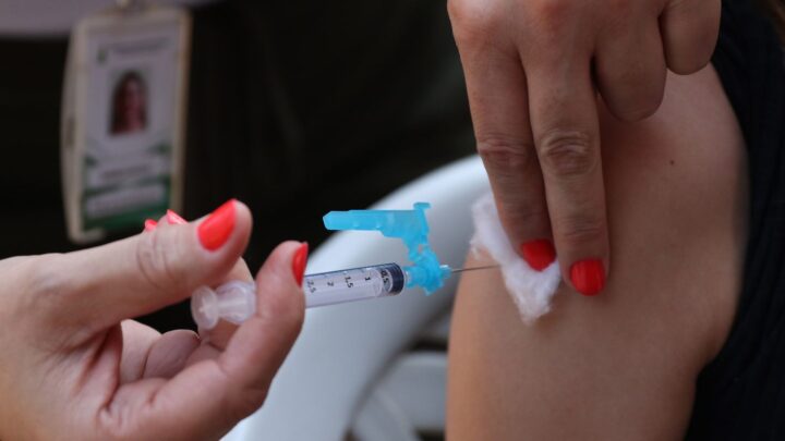 Brasil registra sinalização de queda no número de casos de Síndrome Respiratória Aguda Grave
