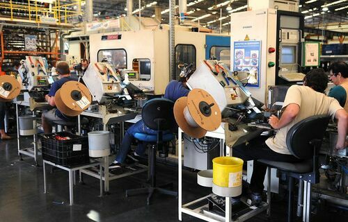 Empresários industriais mostram insatisfação com a situação financeira que enfrentam; revela CNI