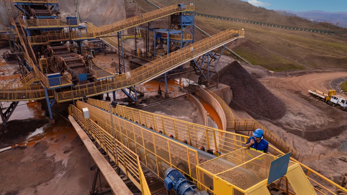 Cedro vence prêmio da indústria de mineração