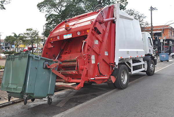 Cidades brasileiras modernizam a coleta de resíduos