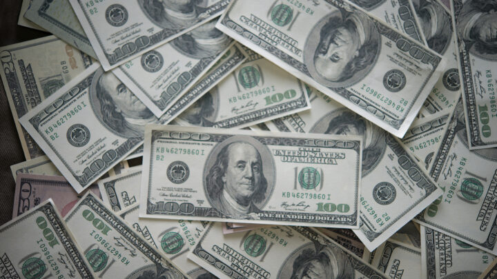 Contas externas apresentam déficit de US$ 4,6 bi em março