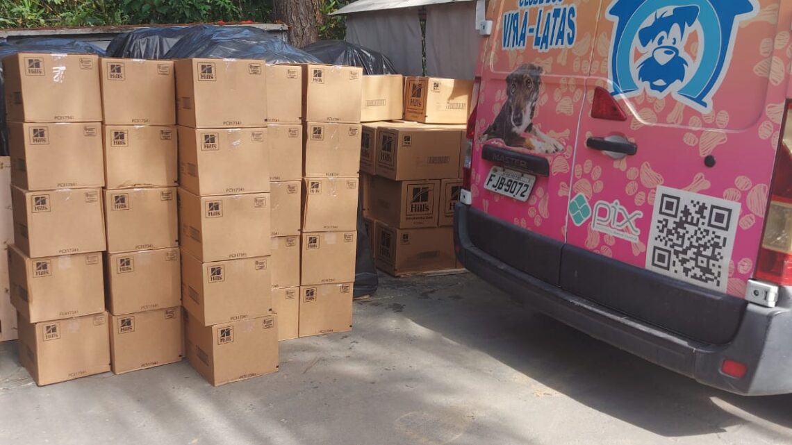 Hill’s Pet Nutrition doa mais de uma tonelada de ração para pets do Sul do país