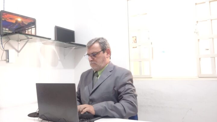 Carreira de perícia grafotécnica expande no Brasil