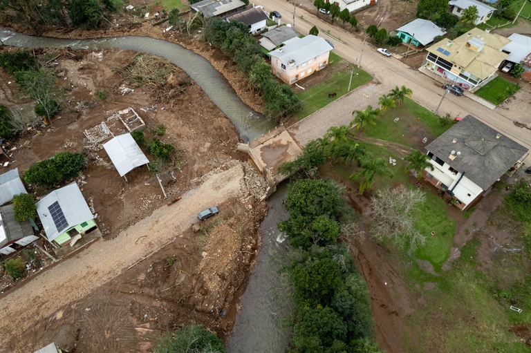 Auxílio Reconstrução: quase 100 mil famílias deverão receber recurso até o fim desta semana