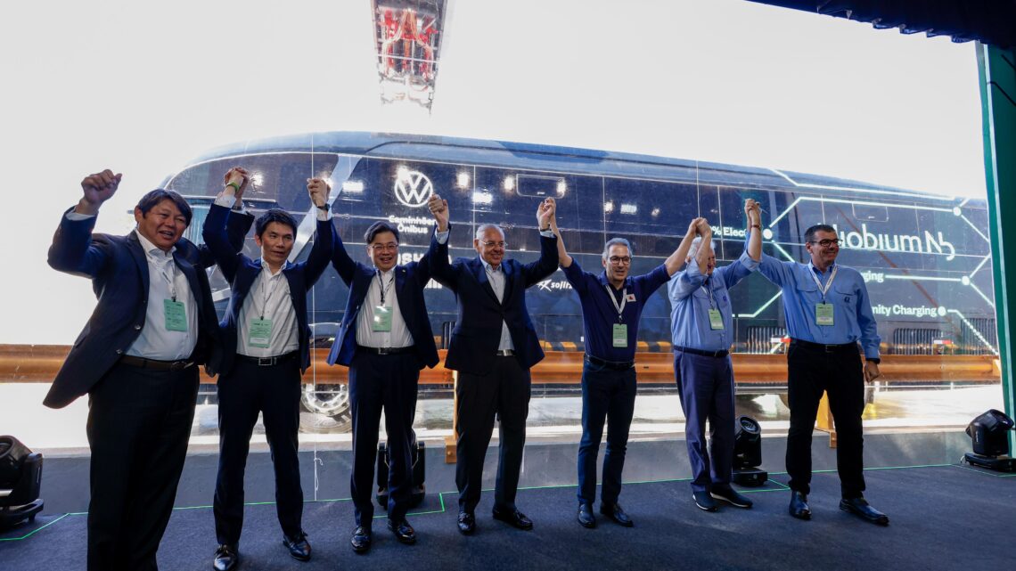 CBMM apresenta protótipo do 1º ônibus elétrico do mundo com bateria de nióbio