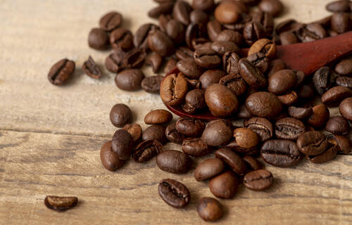 Café arábica: em alta, saca custa R$ 1.231