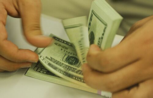 Dólar bateu recorde a R$ 5,52