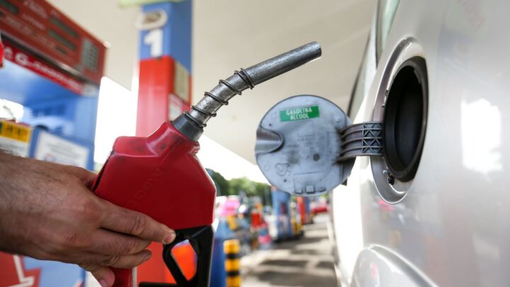 Em uma semana, preços dos combustíveis se mantiveram estáveis