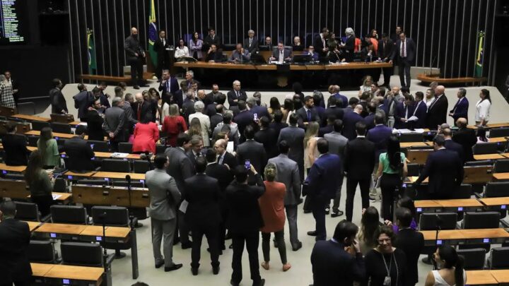 Entenda situação dos municípios com derrubada do veto que limitava recursos da saúde