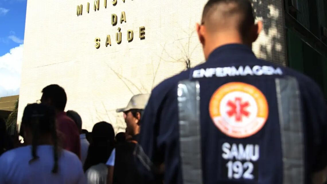 PISO DA ENFERMAGEM: repasse do mês de maio totalizou R$ 1 bi