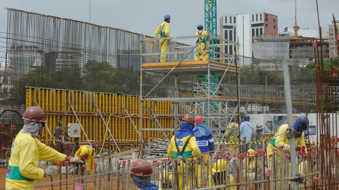 Prorrogado prazo de envio da documentação para retomada de obras da Saúde nos municípios