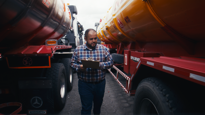 Campanha da Continental Pneus homenageia caminhoneiros