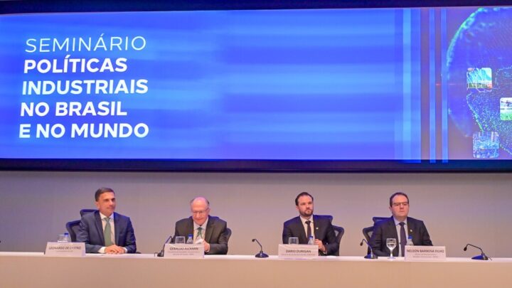 Brasil enfrenta consequências por atraso na implementação de uma política industrial, diz vice-presidente da CNI