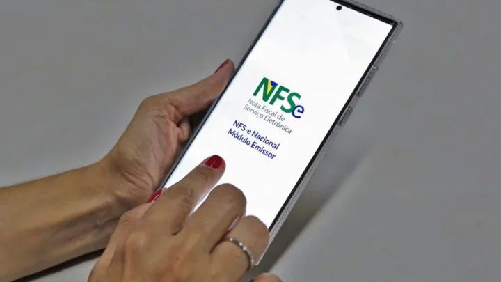 CNM alerta gestores municipais sobre mudanças no layout da NFSe com a reforma tributária