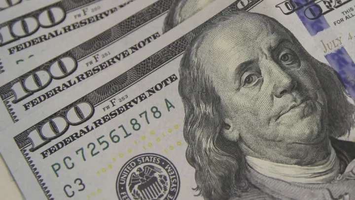 Dólar caiu, cotado a R$ 5,41