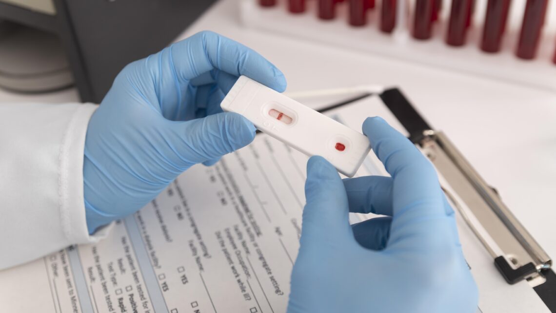 InfoGripe: Covid-19 continua em crescimento e expansão pelo país
