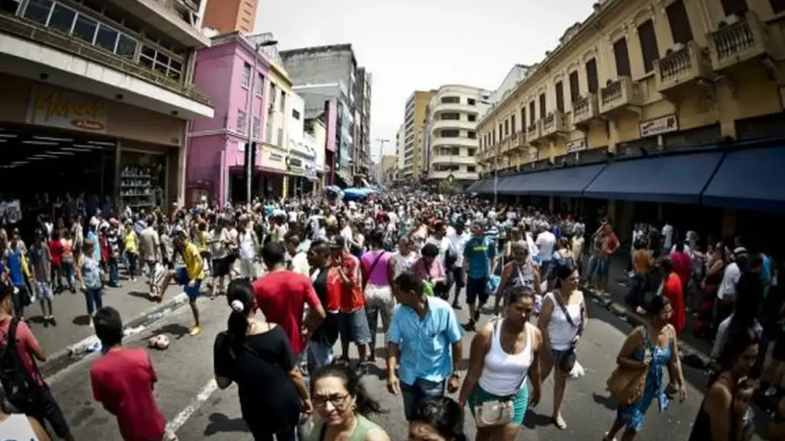 Marca de 212,6 milhões de brasileiros pode representar impacto na arrecadação de recursos