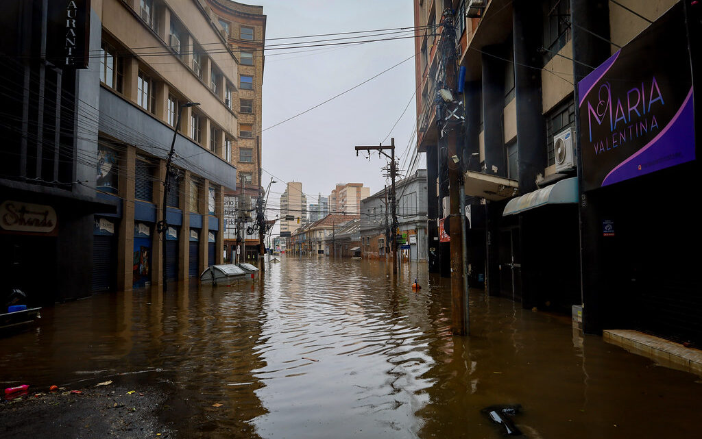 Ações humanitárias após enchentes no sul do Brasil continuam