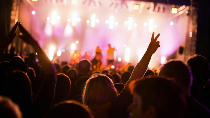Curitiba (PR) sedia festival de música Universo Alegria 2024