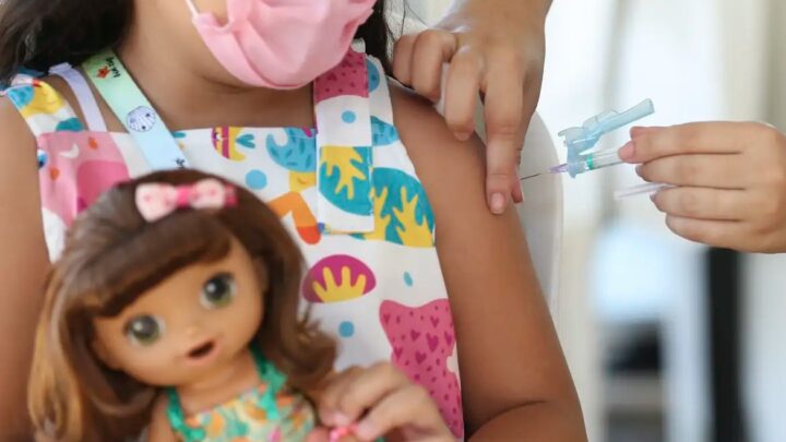 InfoGripe: SRAG por Covid-19 tem maior impacto em crianças e idosos