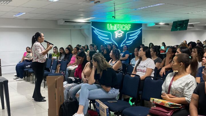 UniFECAF foca na formação alinhada ao mercado e à sociedade