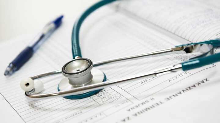 Clínicas médicas buscam equiparação hospitalar para tributos