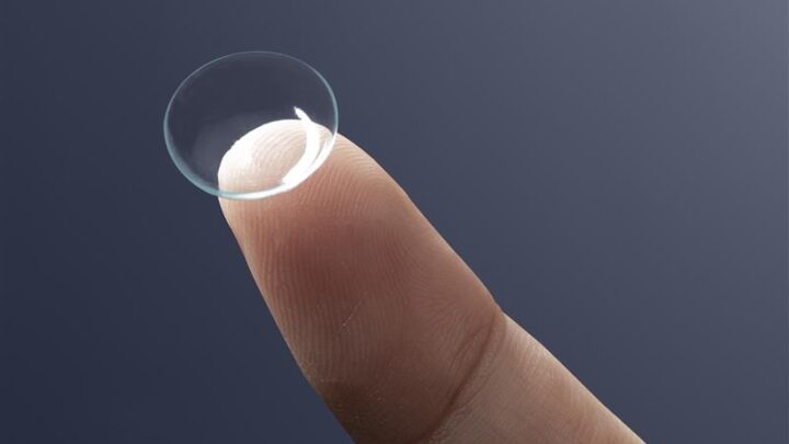 Médica da Vision One fala sobre rejeição às lentes