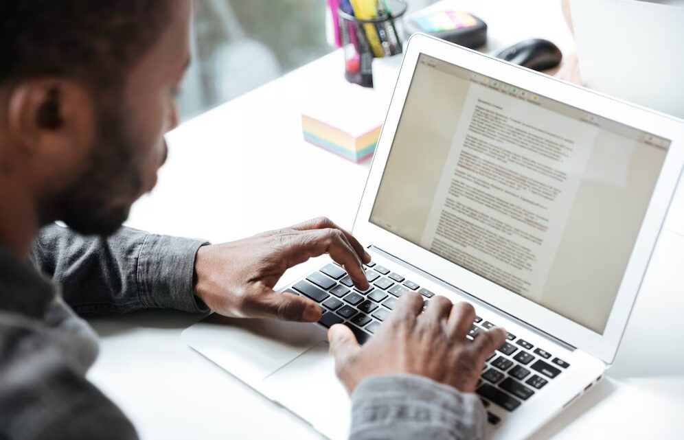 Elaboração de RFP para programas de idiomas requer atenção