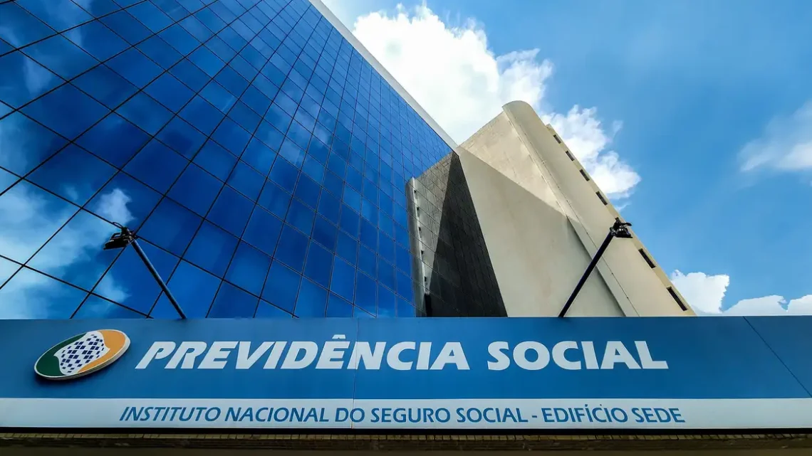 13º salário: confira datas do pagamento antecipado para aposentados, pensionistas e beneficiários do INSS