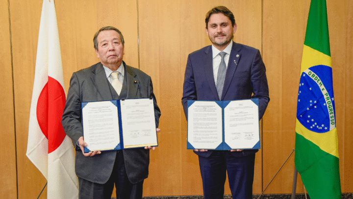 Brasil e Japão assinam acordo de cooperação de inclusão digital, tecnologia da informação e comunicação