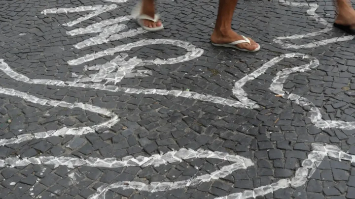 Choques econômicos positivos podem contribuir para o aumento da criminalidade, aponta estudo