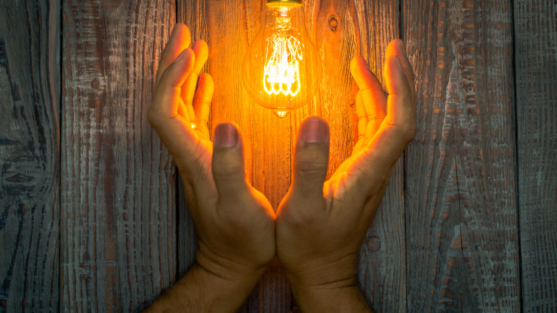 Conta de luz: consumidor do Rio de Janeiro pode pagar R$ 215 a mais, por ano