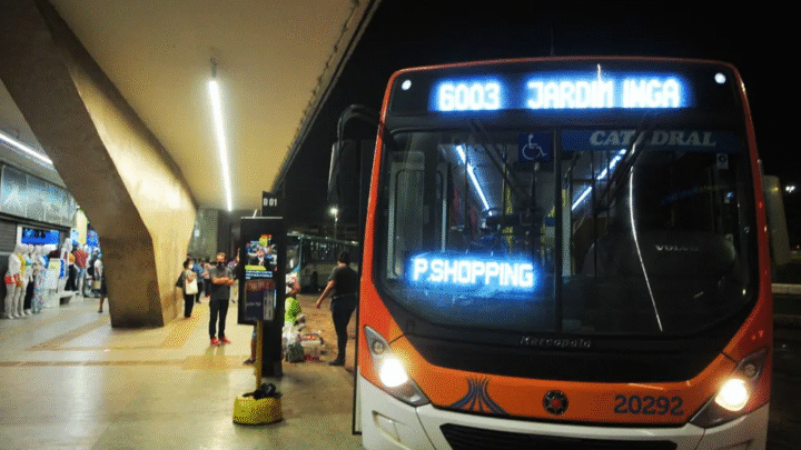 DF e Goiás: Reajuste de tarifas de ônibus suspenso por seis meses