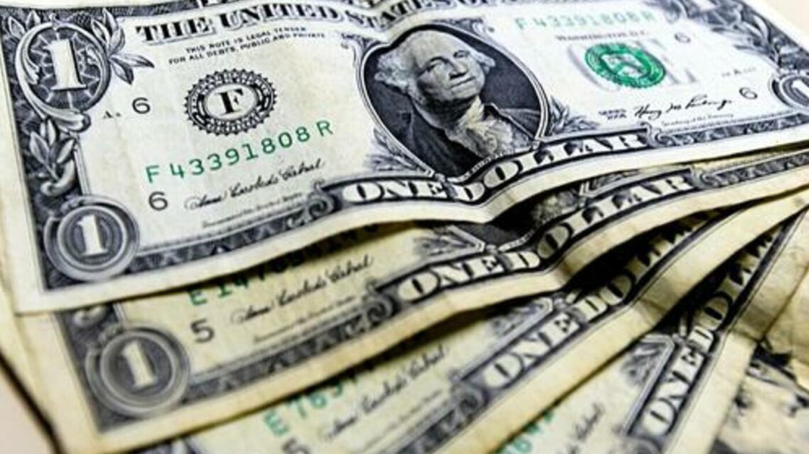 Dólar fecha última sessão em queda, cotado a R$ 5,69