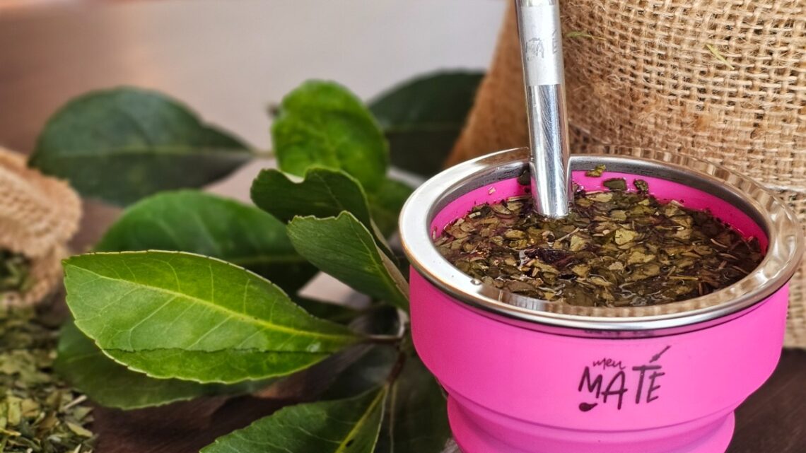 Do Paraná para o mundo: conheça empresa que exporta erva-mate para as Américas