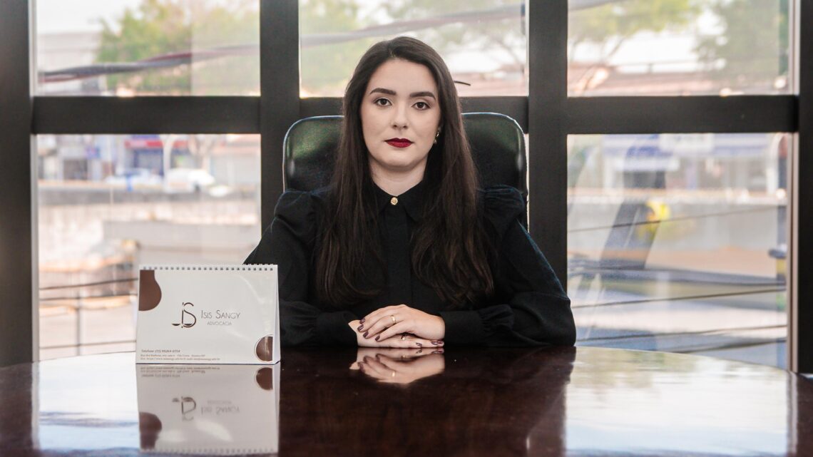 O papel da primeira-dama e a violação aos princípios constitucionais