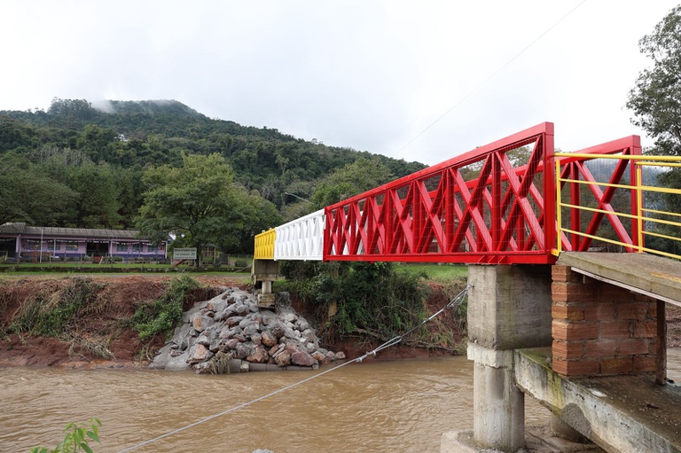 MIDR acompanha entrega de pontes e passagens reconstruídas em Imigrante (RS) após enchentes