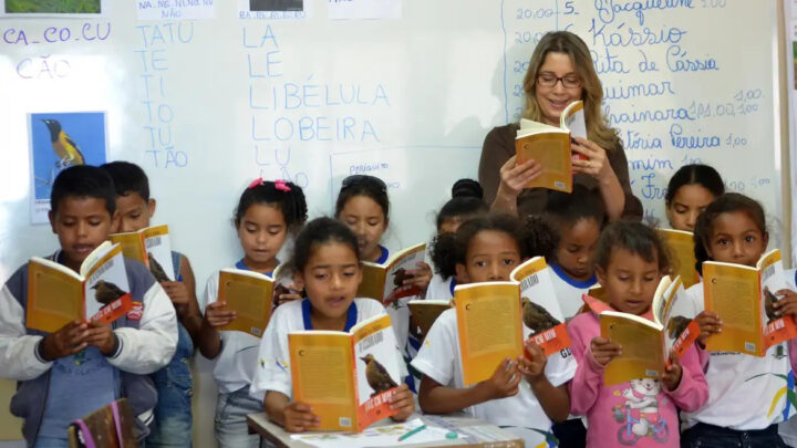 Piso Nacional do Magistério: CNM reforça que reajustes não têm amparo legal