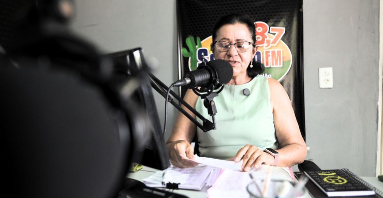 Rádios comunitárias: associações de 293 cidades têm interesse em operar emissoras