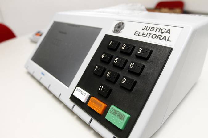 “Se for aprovada, PEC vai ajudar a mitigar degeneração do processo político”, avalia especialista sobre proposta que põe fim à reeleição