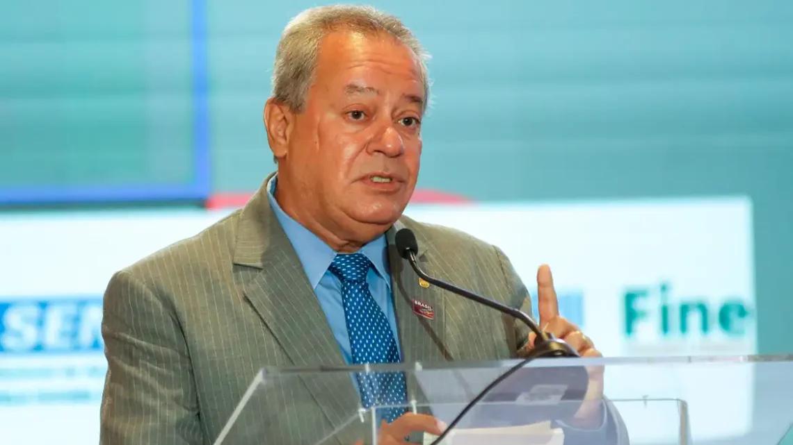 Taxação do alumínio e aço afeta relação comercial histórica entre Brasil e EUA, afirma presidente da CNI